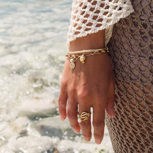 Knot Ring with Sapphire and Pearl